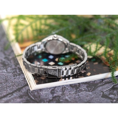 Жіночий годинник BULOVA 96P250 Sutton Diamonds