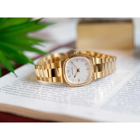 Жіночий годинник BULOVA 97L189 Super Seville