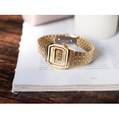 Годинник CASIO A1000G-9EF