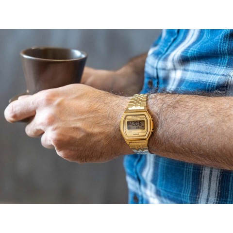 Годинник CASIO A1000G-9EF