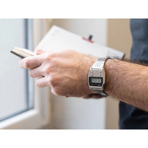 Чоловічий годинник CASIO A1100D-1EF