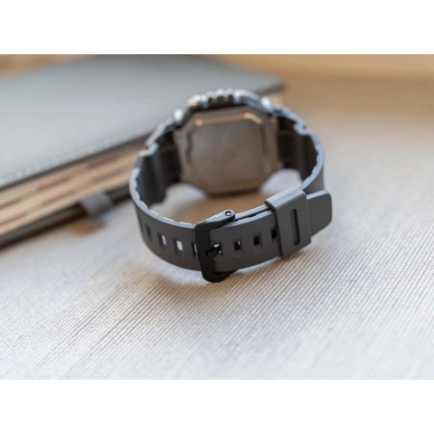 Чоловічий годинник CASIO AE-1600H-8BVEF