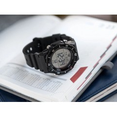 Чоловічий годинник CASIO AE-1700H-1AVEF Sport