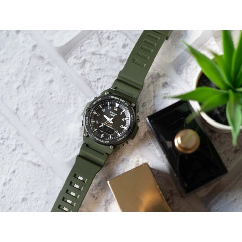 Чоловічий годинник CASIO AQ-S820W-3BVEF