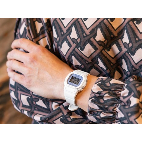 Жіночий годинник CASIO BABY-G BGD-565SC-2BER