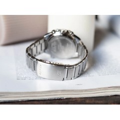 Чоловічий годинник CASIO Edifice ECB-10DB-1A9EF