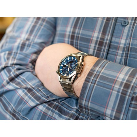 Чоловічий годинник CASIO Edifice ECB-2300D-2AEF