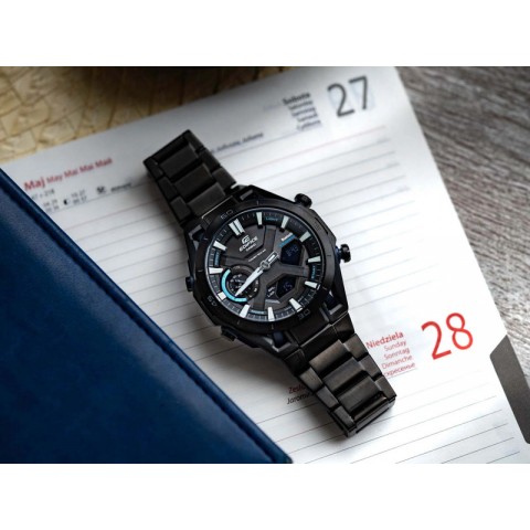 Чоловічий годинник CASIO Edifice ECB-2300DC-1AEF
