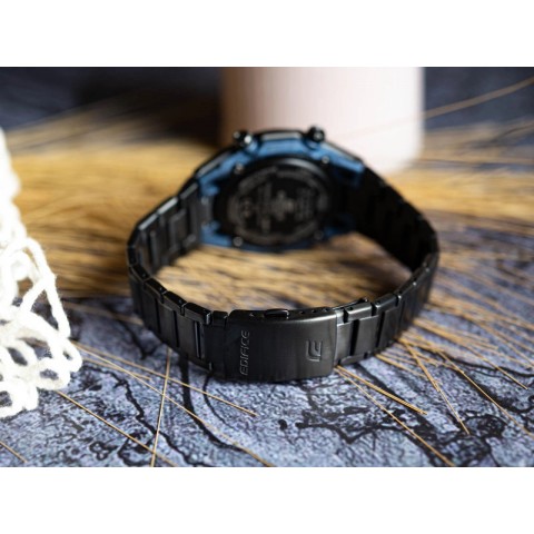 Чоловічий годинник CASIO Edifice ECB-2300DC-1AEF