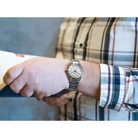 Чоловічий годинник CASIO Edifice Automatic EFK-110D-7AER