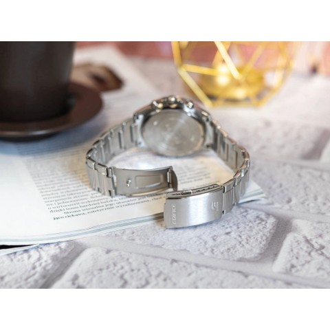 Чоловічий годинник CASIO Edifice EFR-526D-2AVUEF