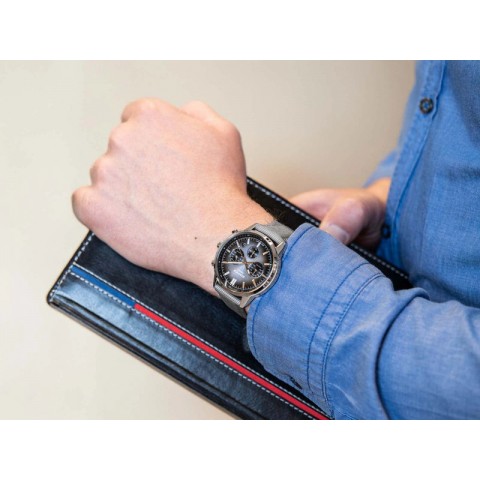 Чоловічий годинник CASIO Edifice EFR-575C-8AEF