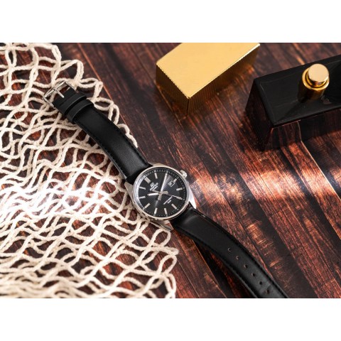 Чоловічий годинник CASIO Edifice EFV-150L-1AVUEF