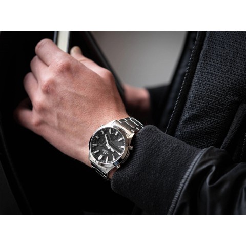 Чоловічий годинник CASIO Edifice EFV-C120D-1AEF