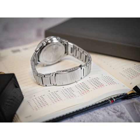 Чоловічий годинник CASIO Edifice EFV-C120D-2AEF