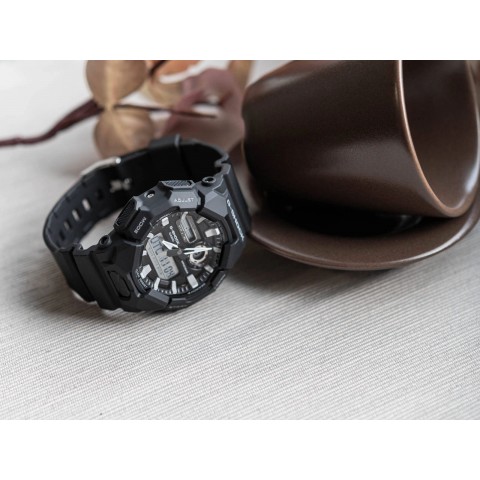 Чоловічий годинник CASIO G-SHOCK GA-010-1AER