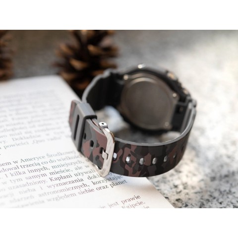 Чоловічий годинник CASIO G-SHOCK GA-2100CM-8AER Camouflage CasiOak