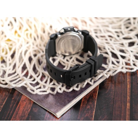 Чоловічий годинник CASIO G-SHOCK GA-2300-1AER