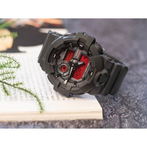 Чоловічий годинник CASIO G-SHOCK GA-700BBR-1AER