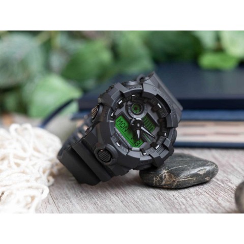 Чоловічий годинник CASIO G-SHOCK GA-700BEG-1AER