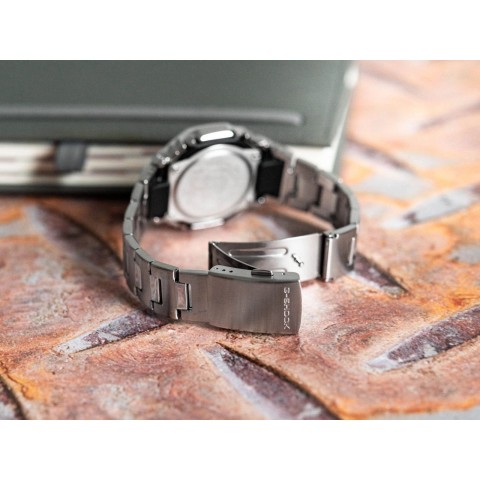 Чоловічий годинник CASIO G-SHOCK GM-2110D-7AER