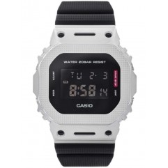 Чоловічий годинник CASIO G-SHOCK GM-5600M-1ER Чорний