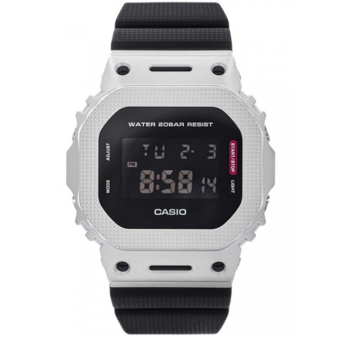 Чоловічий годинник CASIO G-SHOCK GM-5600M-1ER Чорний