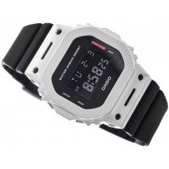 Чоловічий годинник CASIO G-SHOCK GM-5600M-1ER Чорний