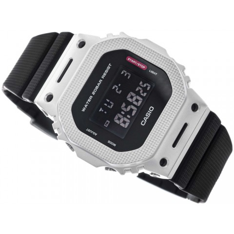 Чоловічий годинник CASIO G-SHOCK GM-5600M-1ER Чорний