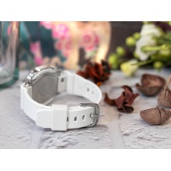 Жіночий годинник CASIO G-SHOCK GM-S2100WS-7AER Sparkle of Winter