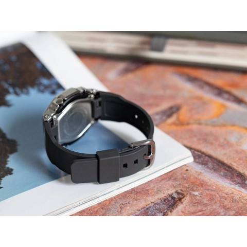 Жіночий годинник CASIO G-SHOCK GM-S2110-2AER