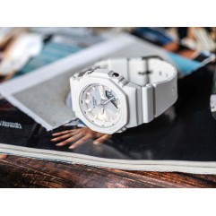 Чоловічий годинник CASIO G-SHOCK GMA-P2100PC-7AER