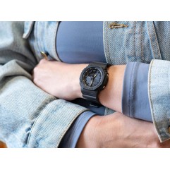 Чоловічий годинник CASIO G-SHOCK GMA-P2100SA-1A2ER