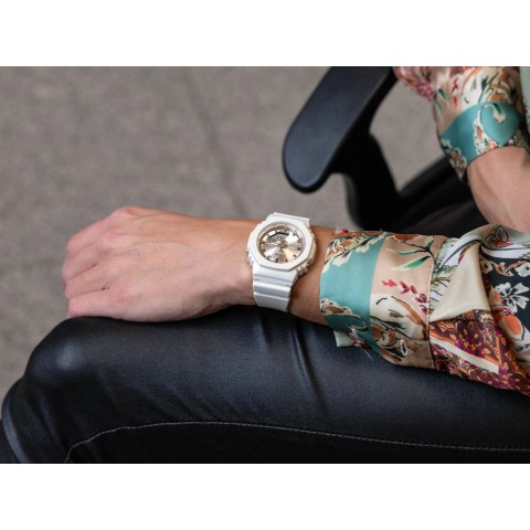 Жіночий годинник CASIO G-SHOCK GMA-P2100ST-7AER