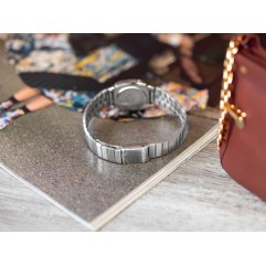 Жіночий годинник CASIO LA670WEA-4A2EF