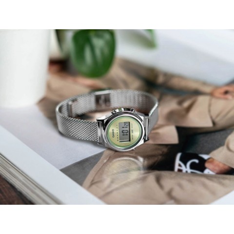 Чоловічий годинник CASIO LA700WEM-3AEF