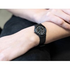 Жіночий годинник CASIO LQ-24B-1BEF