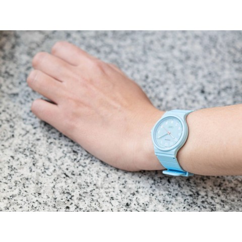 Жіночий годинник CASIO LQ-24B-2BEF