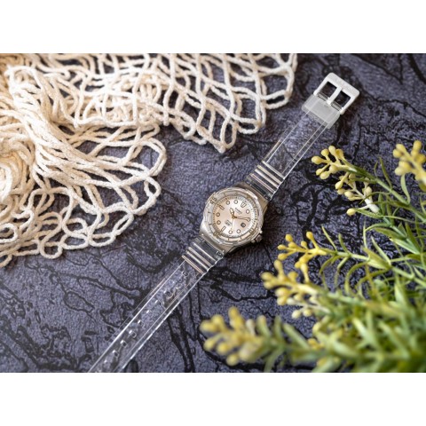 Жіночий годинник CASIO LRW-200HS-7EVEF