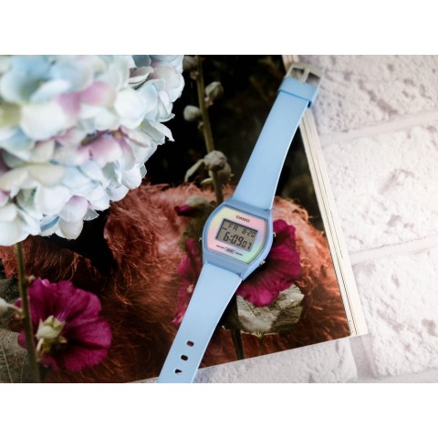 Жіночий годинник CASIO LW-205H-2AEF