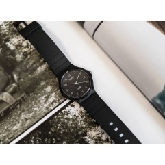 Жіночий годинник CASIO MQ-24B-1BEF