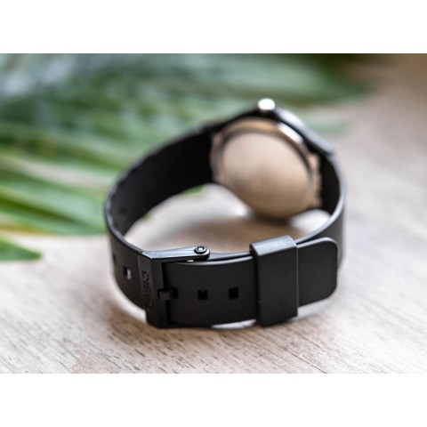 Жіночий годинник CASIO MQ-24B-1BEF