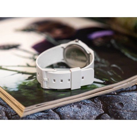 Жіночий годинник CASIO MQ-24B-7BEF