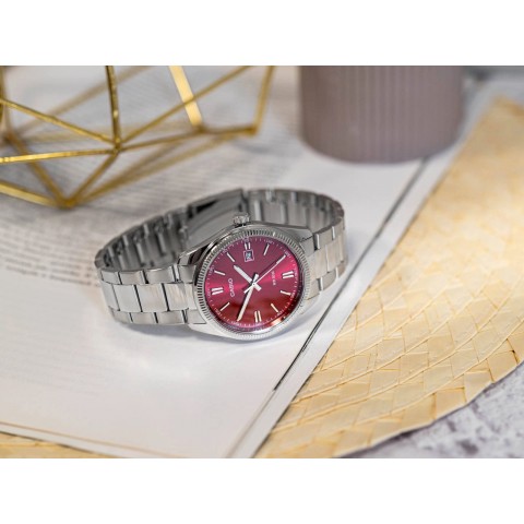 Чоловічий годинник CASIO MTP-1302PD-4AVEF