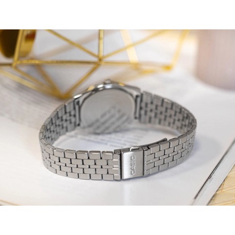 Чоловічий годинник CASIO MTP-B145D-4A2VEF