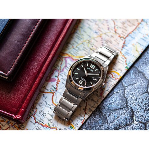 Чоловічий годинник Citizen AW1641-81E Super Titanium