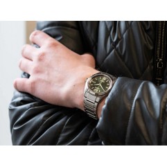 Чоловічий годинник Citizen AW1641-81X Super Titanium