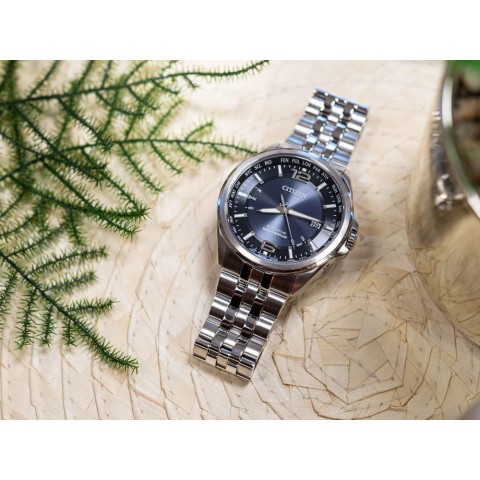 Чоловічий годинник Citizen CB0010-88L Radio Controlled