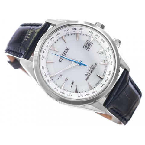 Чоловічий годинник Citizen CB0270-10A Radio Controlled