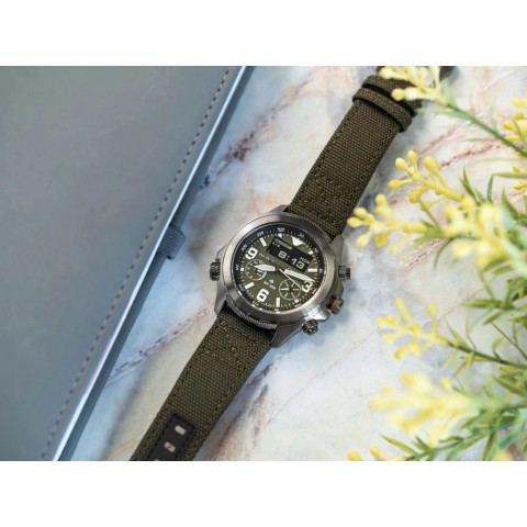 Чоловічий годинник Citizen JV1005-02W Promaster Land Eco-Drive